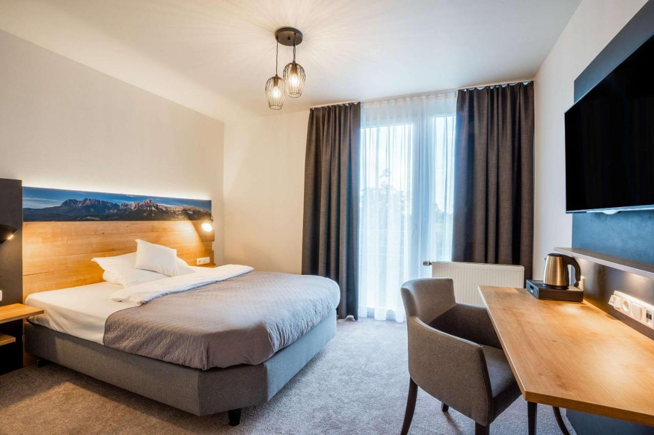 [M]Eat & Stay Hotel Haar  Eksteriør billede