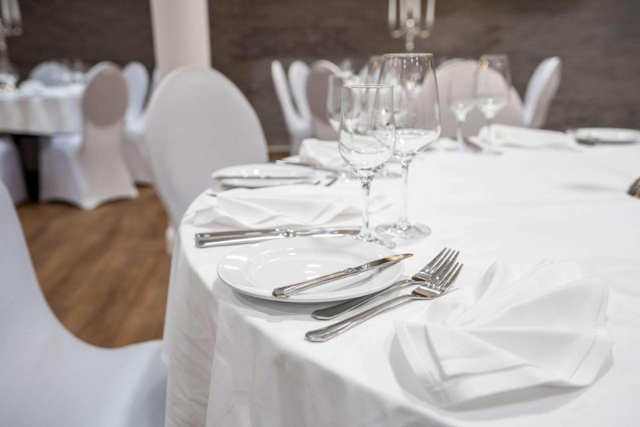 [M]Eat & Stay Hotel Haar  Eksteriør billede