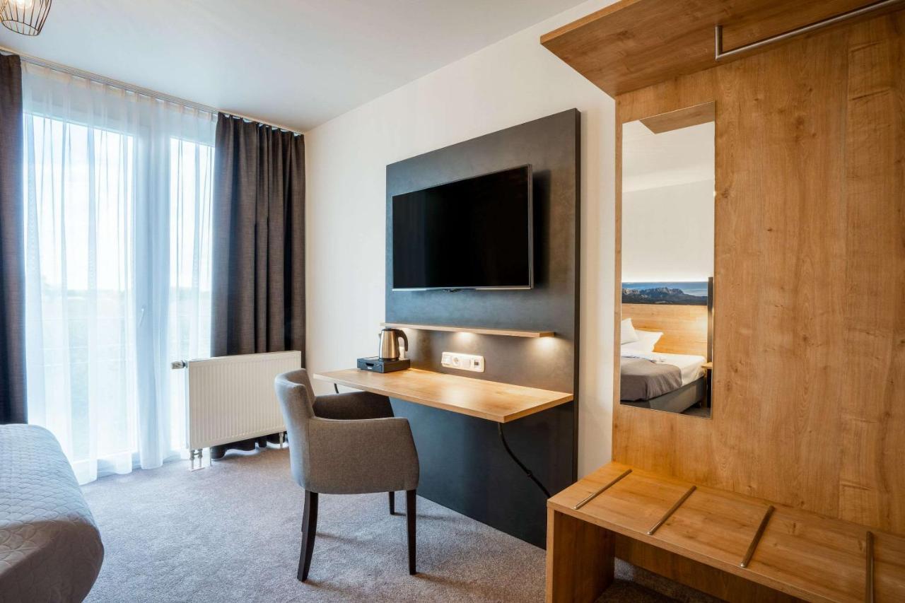 [M]Eat & Stay Hotel Haar  Eksteriør billede